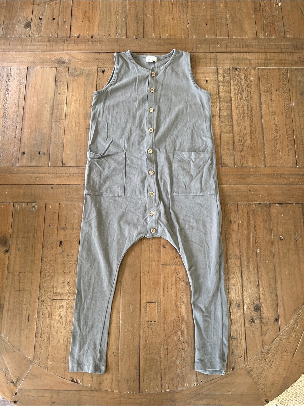 The simple folk free range playsuit lead gray 4-5 years unisex romper organic